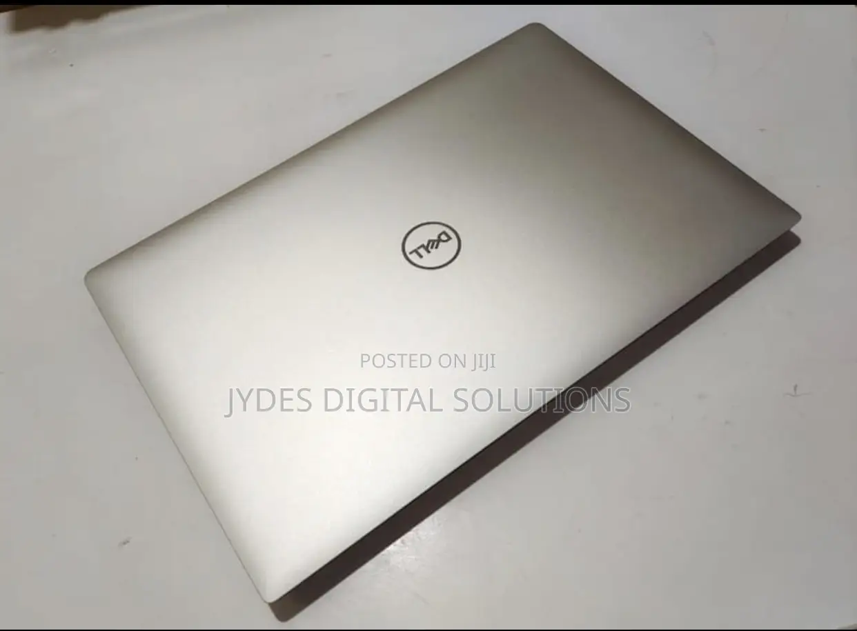 Laptop Dell Precision 5530 16GB Intel Xeon SSD 512GB