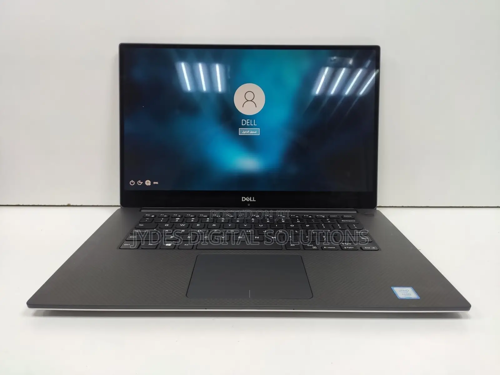Laptop Dell Precision 5530 16GB Intel Xeon SSD 512GB