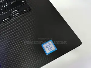 Laptop Dell Precision 5530 16GB Intel Xeon SSD 512GB