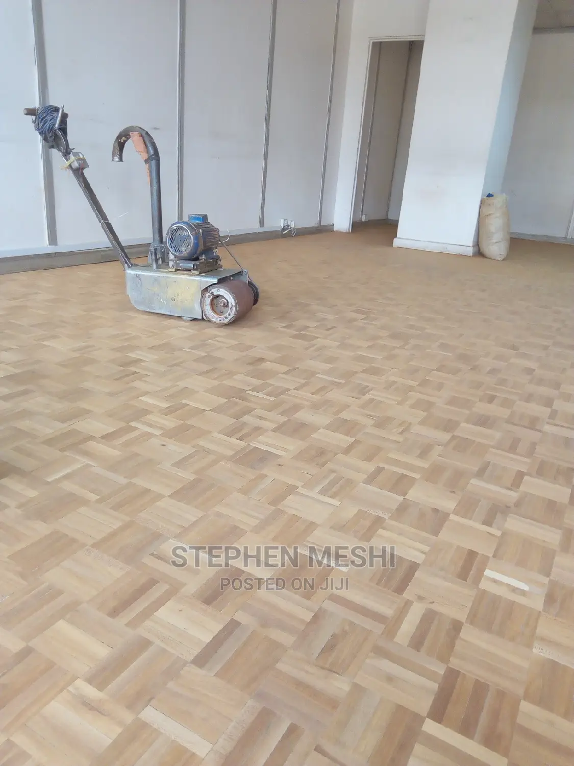 Wooden Floor Installation, Laminate Flooring, Sanding and Polishing
