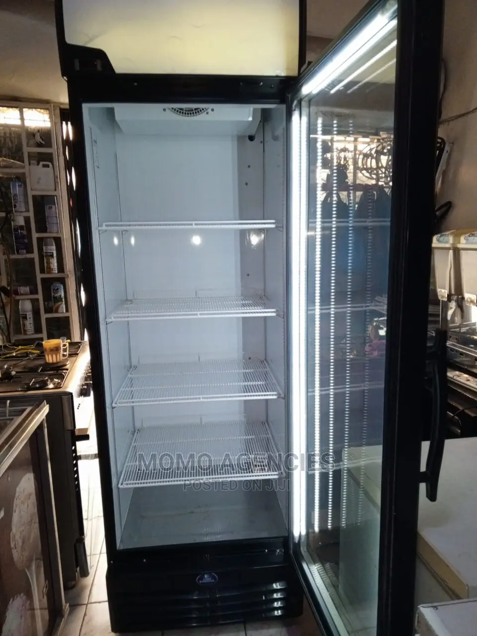 650l Display Fridge