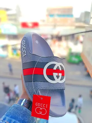 Gucci Zoom Slides