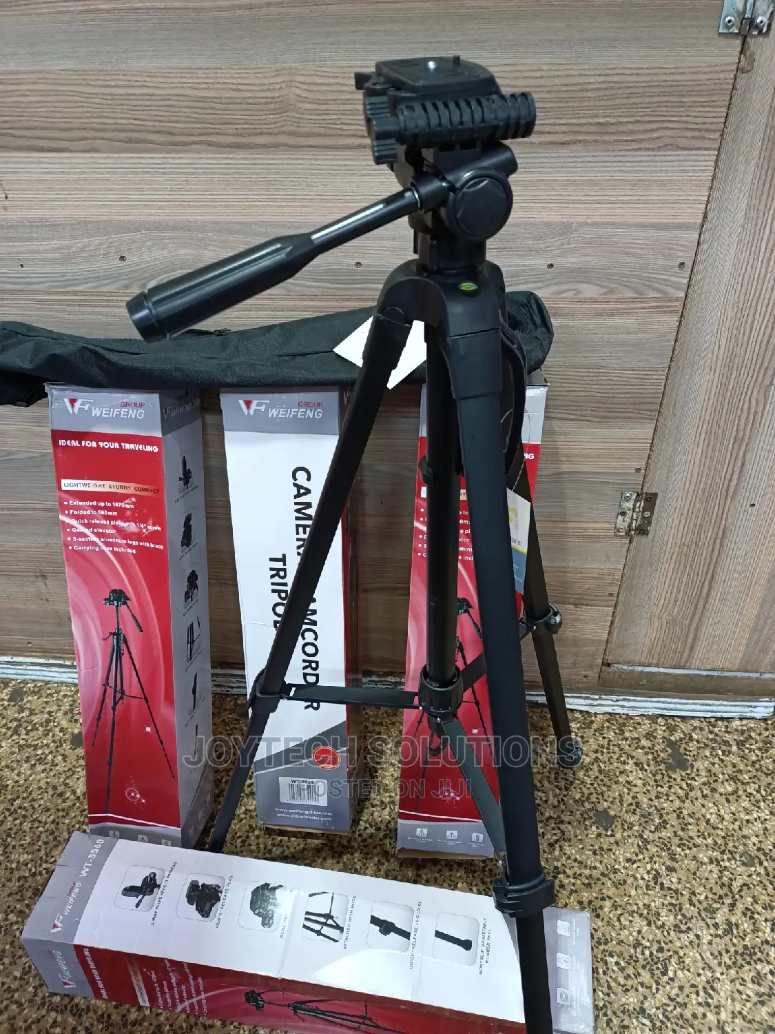 Universal 3560 Camera/ Phone Tripod