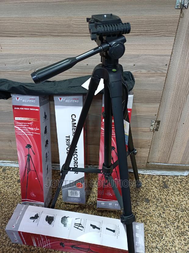 Universal 3560 Camera/ Phone Tripod