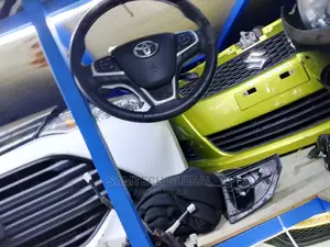 Steering Airbag Available 