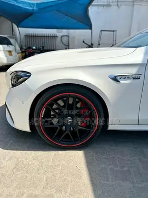 Mercedes-Benz E63 2017 White