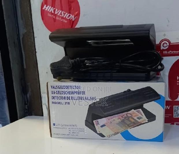 Model 318 Fake Money Detector Fake Money Detector