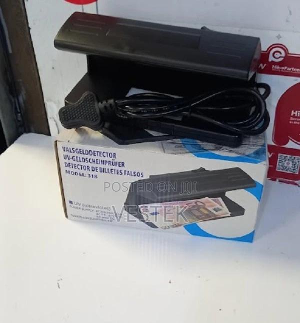 Affordable Counterfeit Fake Money Detector - main view