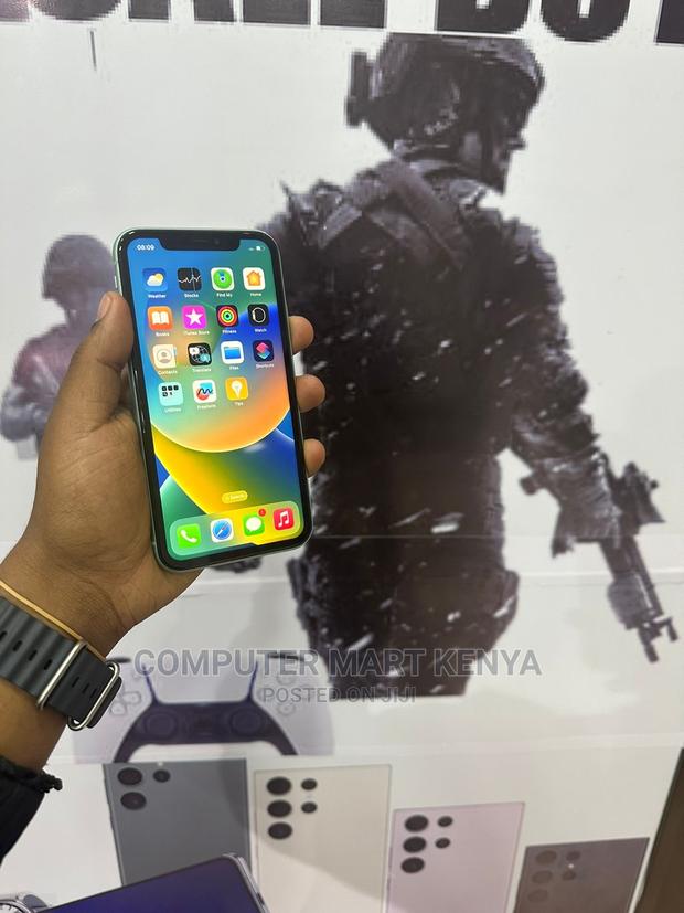 Apple iPhone 11 64 GB Green - thumbnail 3