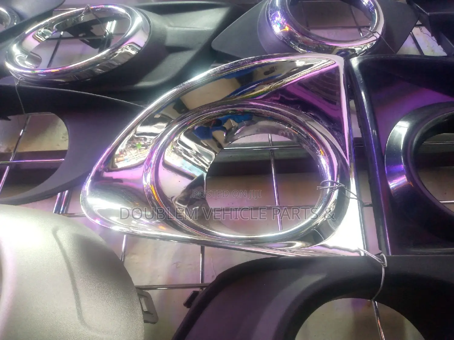 Foglamp Cover Axio/Fielder 2012,2013,2014 Silver/Chrome