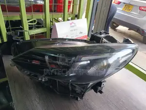 Mazda Atenza 2015