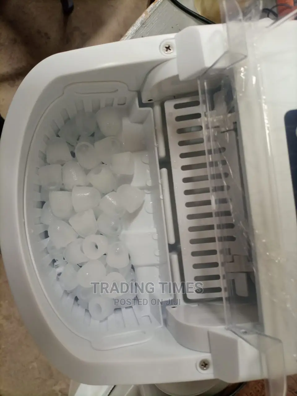 Icecube Maker
