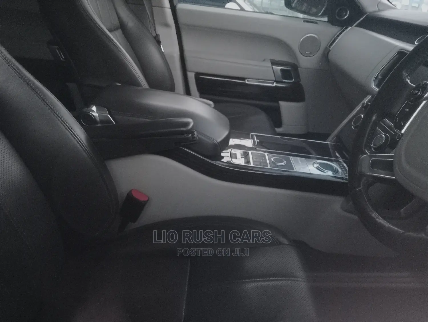 Land Rover Range Rover Vogue 2016 Silver