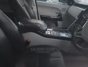 Land Rover Range Rover Vogue 2016 Silver
