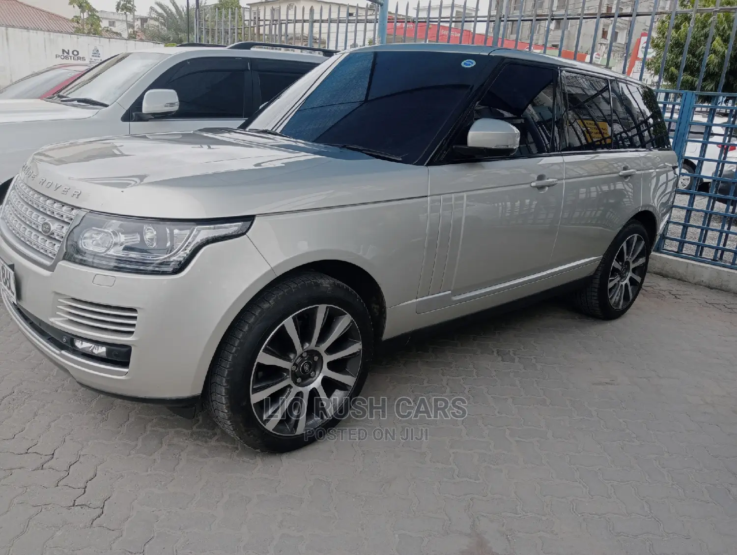 Land Rover Range Rover Vogue 2016 Silver