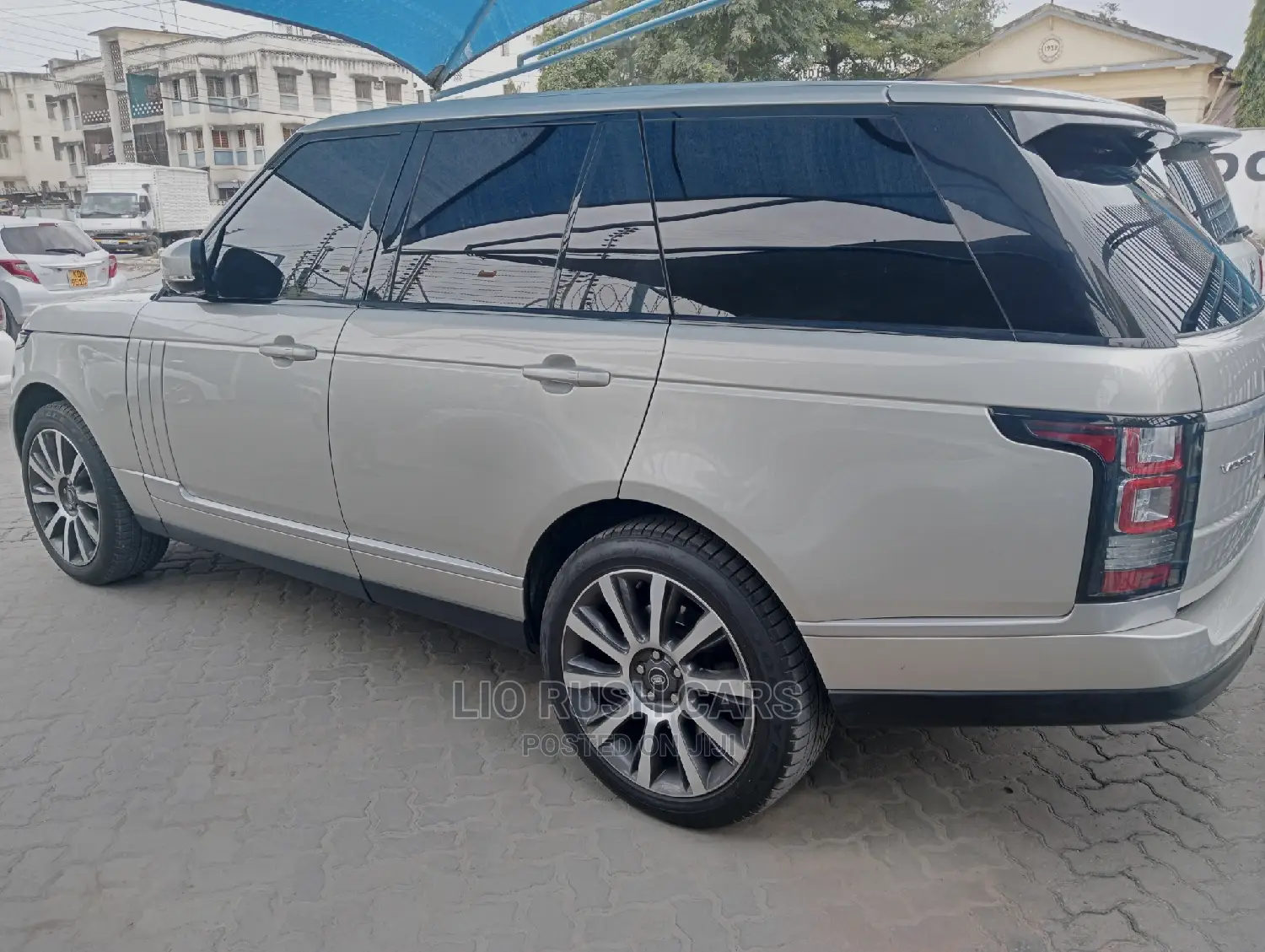 Land Rover Range Rover Vogue 2016 Silver