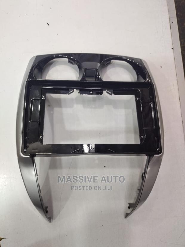 10"Nissan Note Console