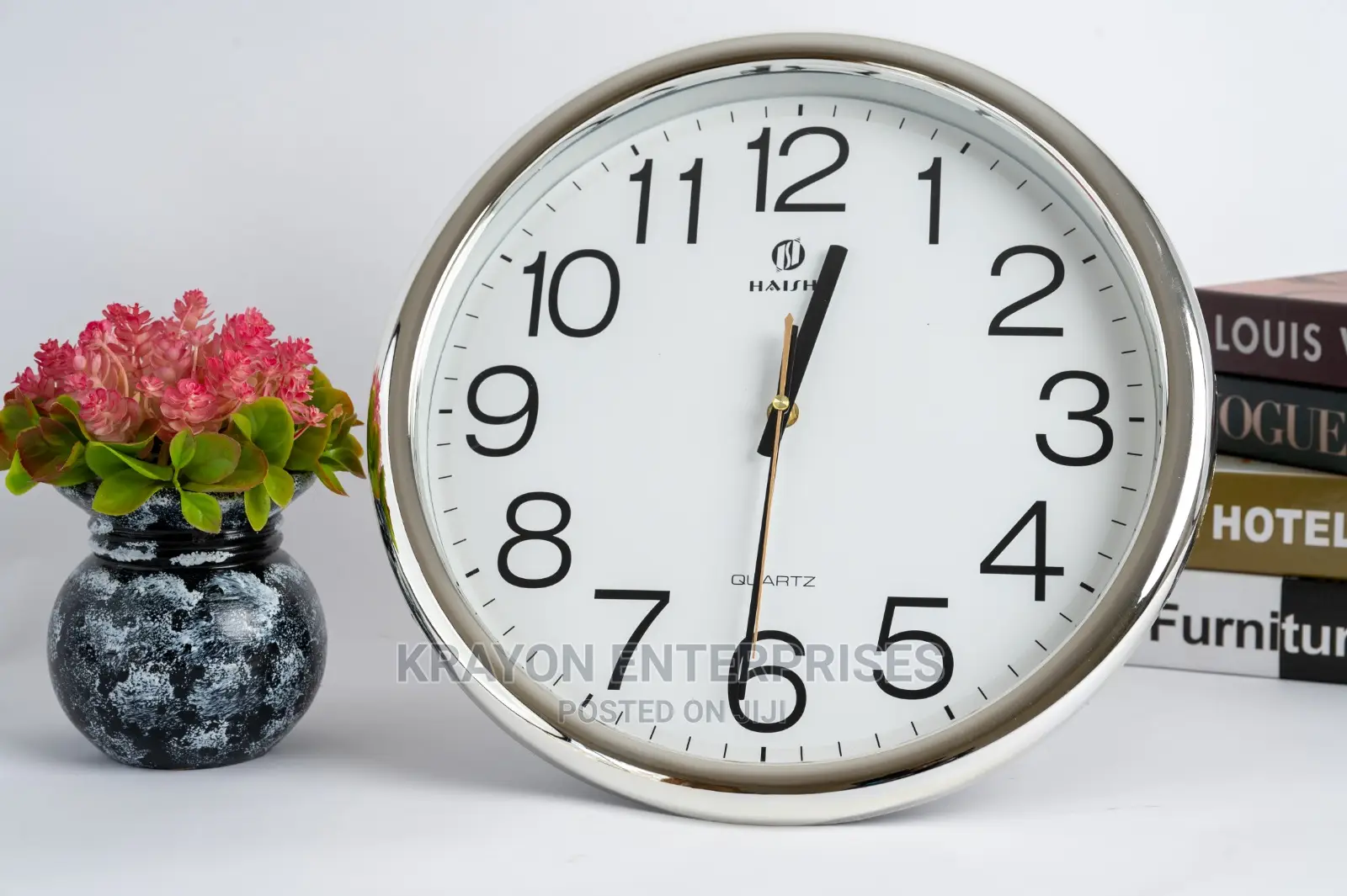 Silver Shiny Wall Clock