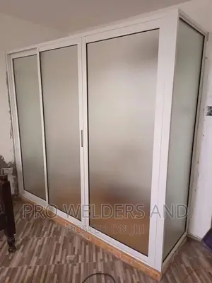 Alluminium Shower Cubicle