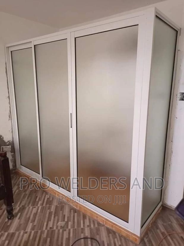 Alluminium Shower Cubicle - thumbnail 2