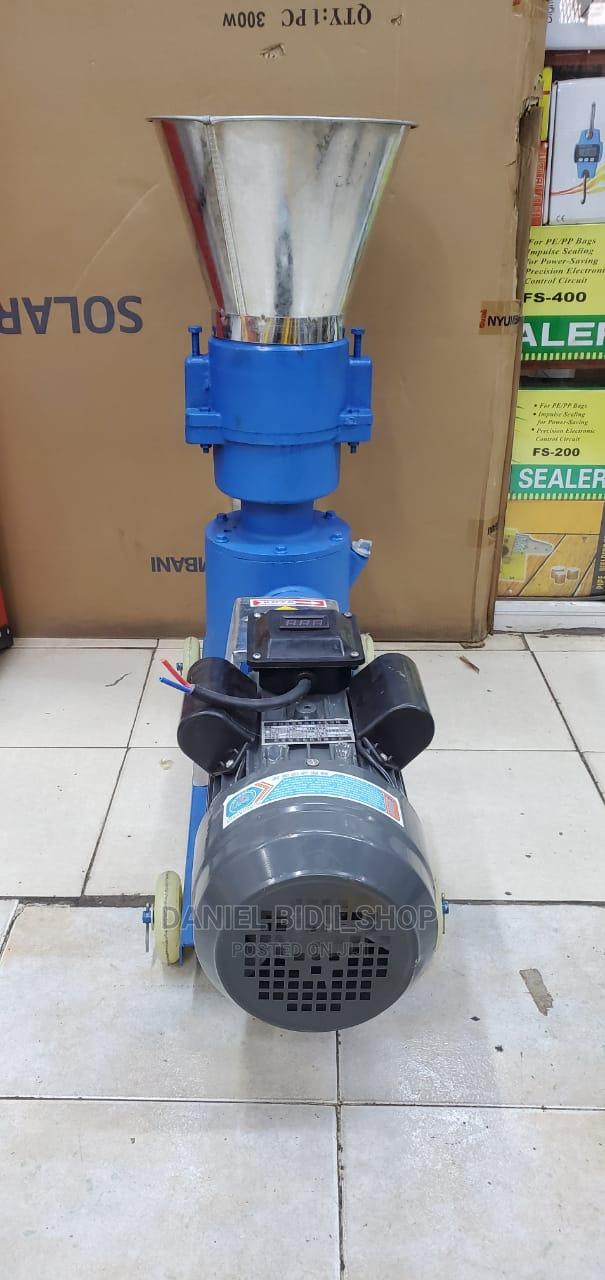 250kg/Hr Electric Pellet Machine - main view