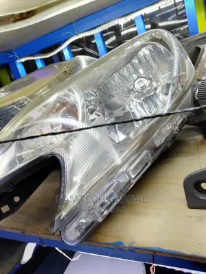 Best Genuine Nissan Note Headlight 
