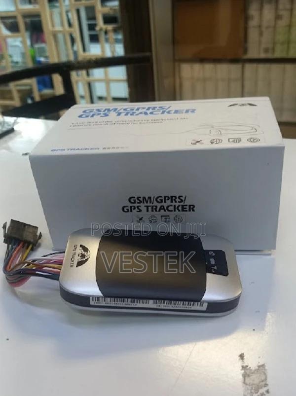 Real Time Vehicle GPS Car/Vehicle Tracker + Installation - main view