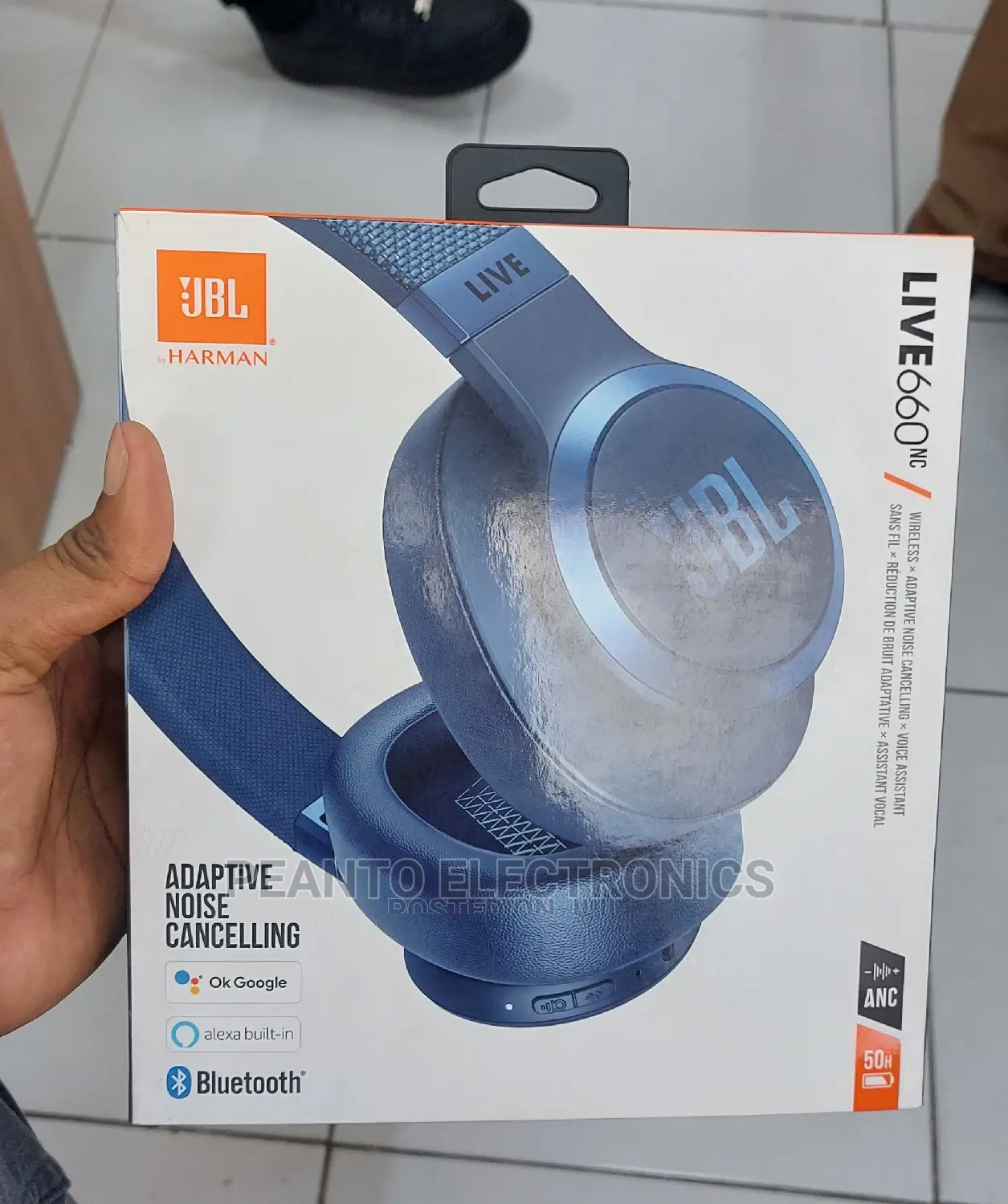 JBL Live 660NC Headphones