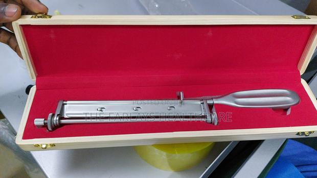 Skin Grafting Knife - main view