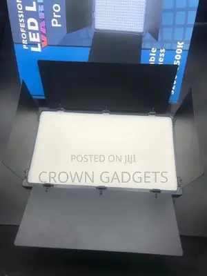 Light KIT Varicolor PRO LED 600 With Stand