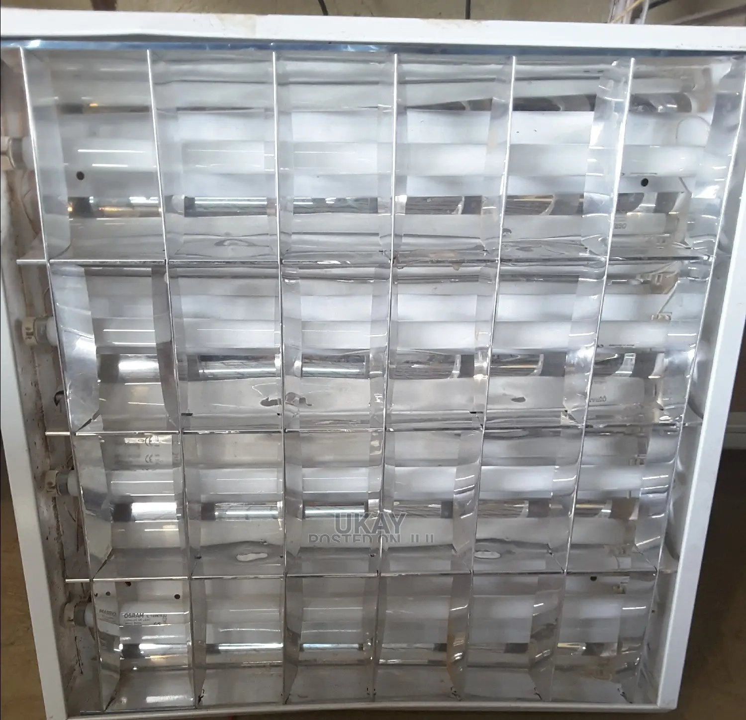 EX-UK Efficient With 4 LED Panel.
