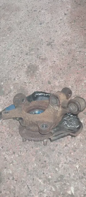 Toyota Vitz, Ractis and Belta Hub