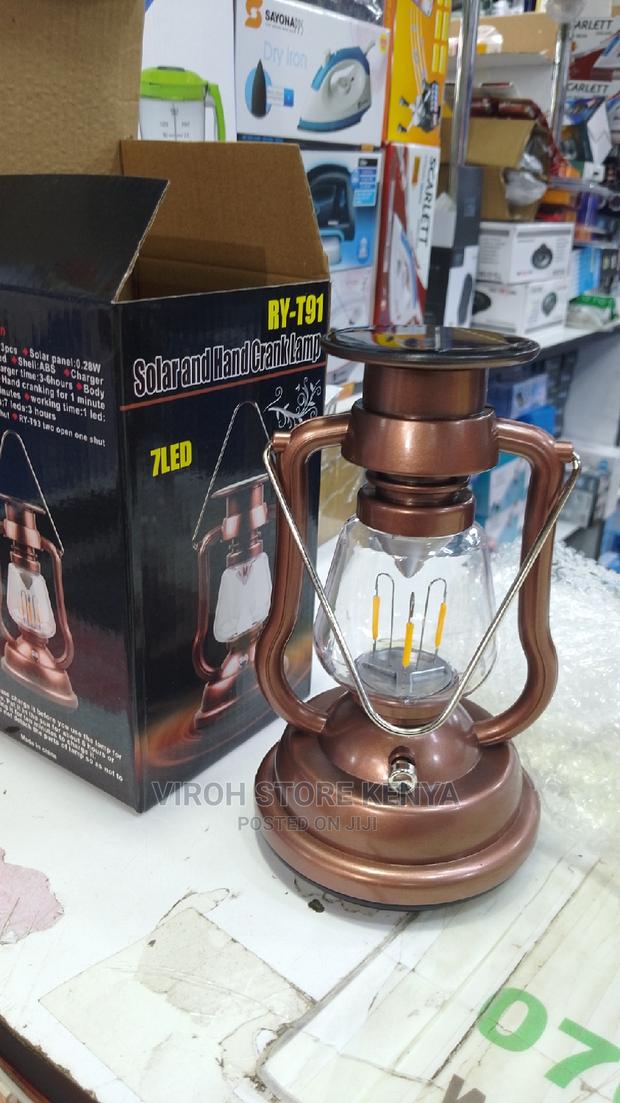 Solar Lamp Old Fashion Rechargeable Table Top LED Lamp