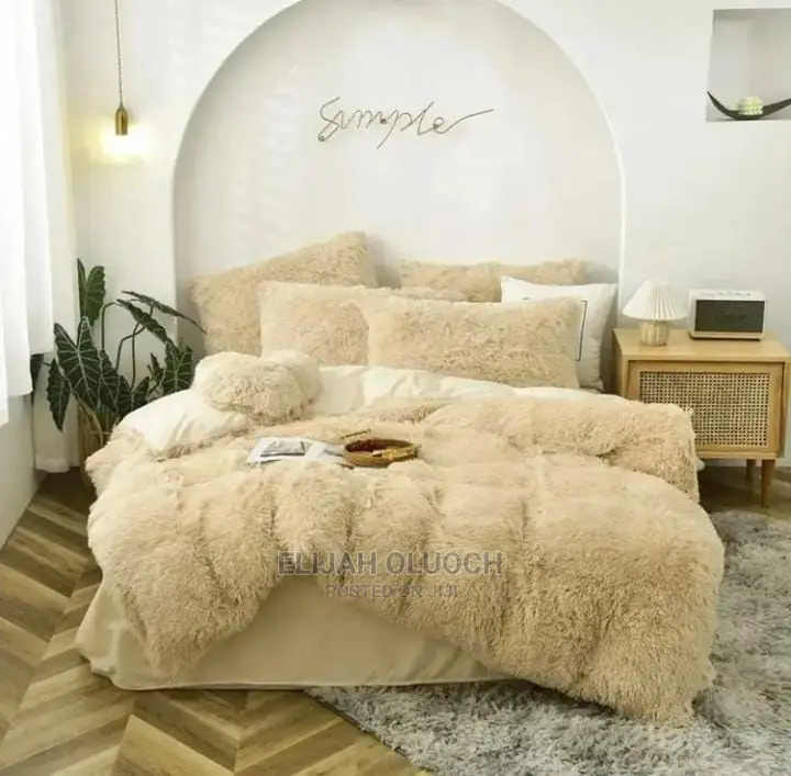 6pcs Luxury Designe Velvet Plush Fluffy Duvet Set