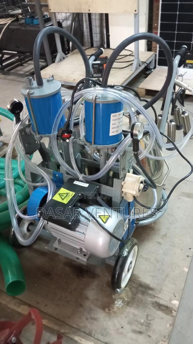 Milking Machine Double Cow E - thumbnail 3