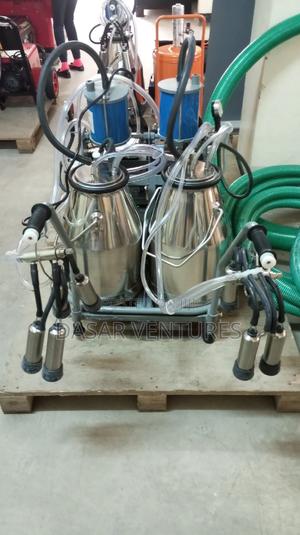 Milking Machine Double Cow E - thumbnail 2