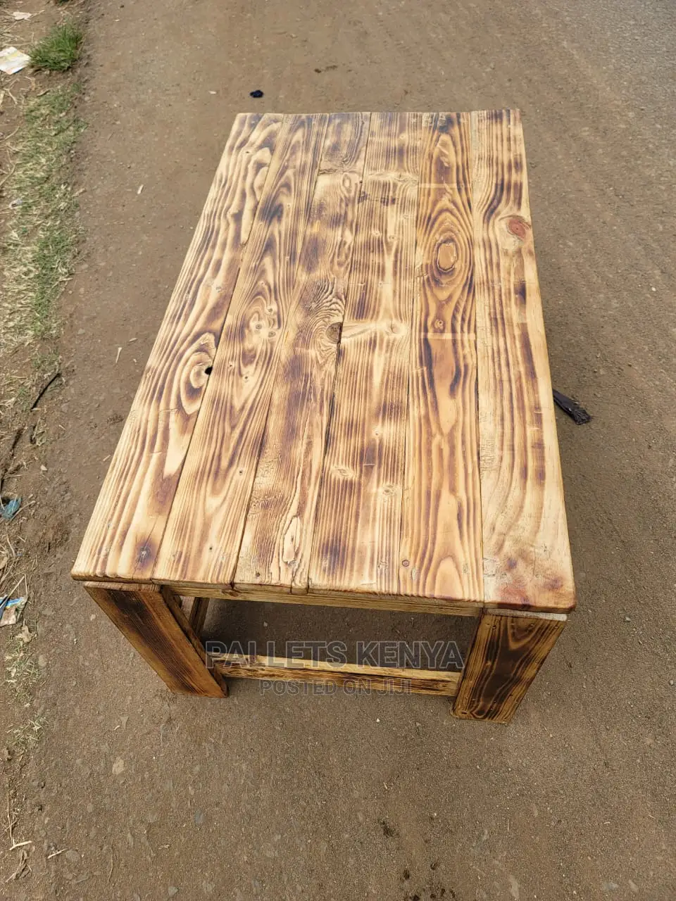 Pallet Table- THWR