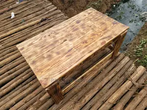 Pallet Table- Dze