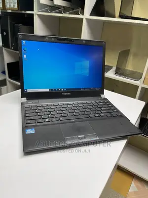 Laptop Toshiba Portege R930 4GB Intel Core I5 HDD 500GB