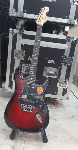 Solo Guitar Fender With Stand - Red - thumbnail 2