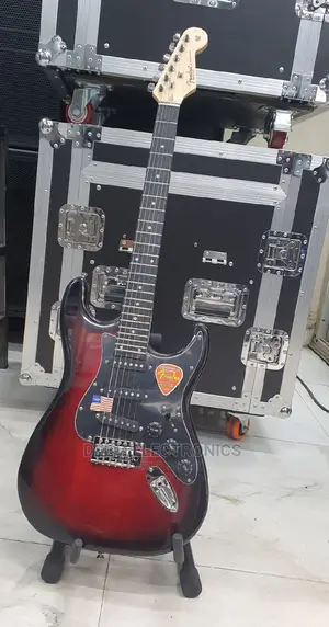 Solo Guitar Fender With Stand - Red