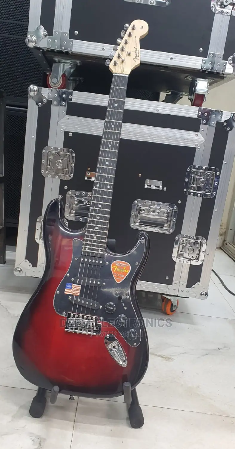 Solo Guitar Fender With Stand - Red