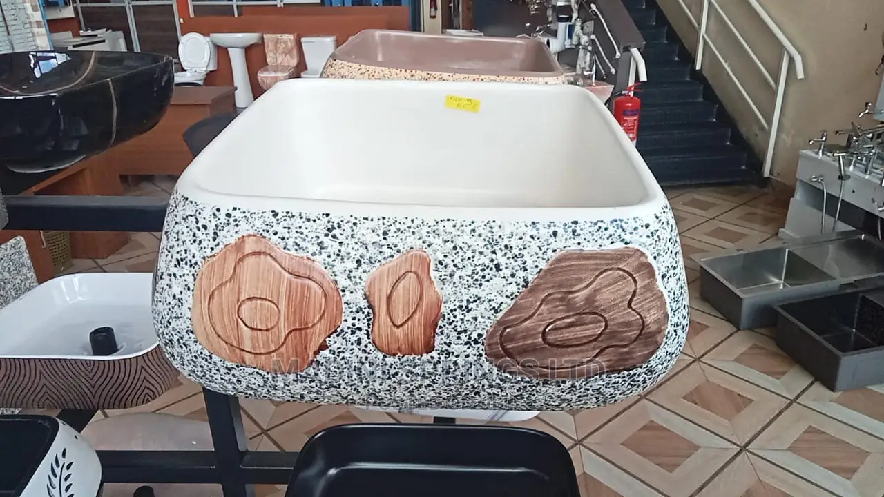 Modern Ceramic Bathroom Counter Top Wash Basin