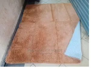 Plain Fluffy Carpets
