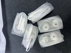 Oppo Wired Earphones.