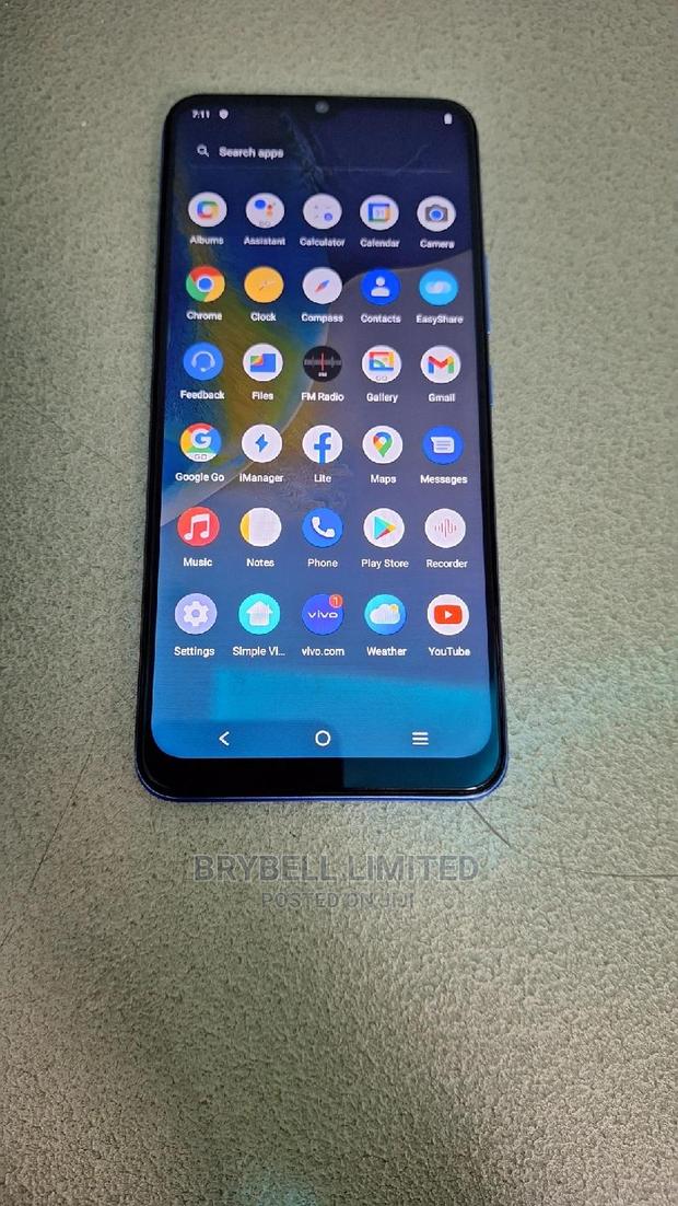 Vivo Y01 32 GB Blue - main view