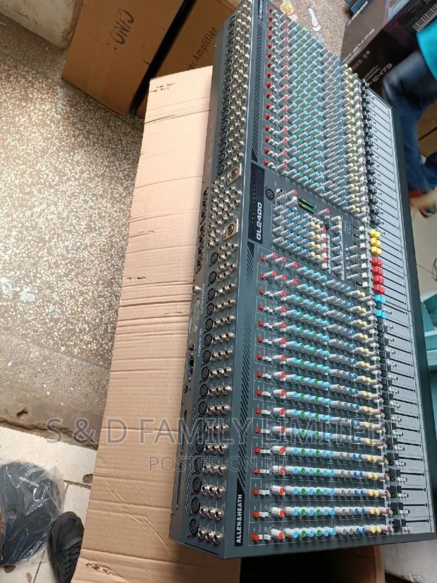 Allen Heath 32 Channels Plain Mixer - thumbnail 3