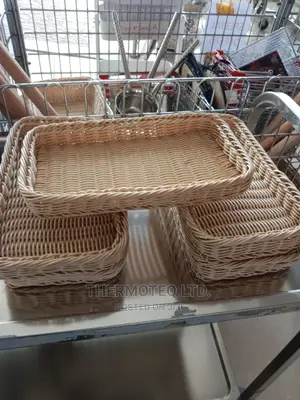 Storage Baskets /Woven /Bread Baskets/Serving Tray