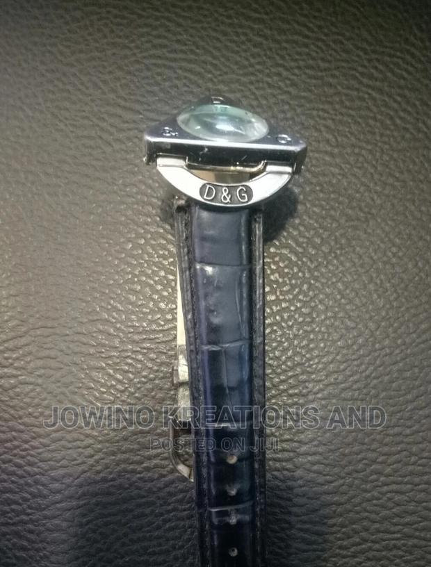 Triangle Dolce and Gabbana Watch - thumbnail 3