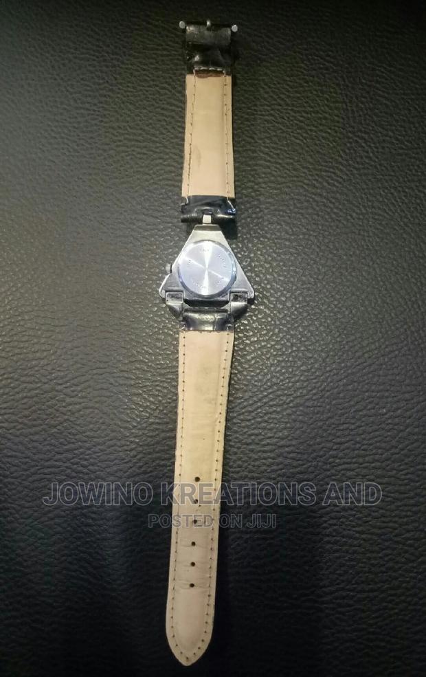 Triangle Dolce and Gabbana Watch - thumbnail 4